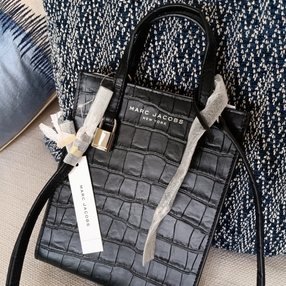🔥Marc Jacobs Black Croc-Embossed Tote Bag